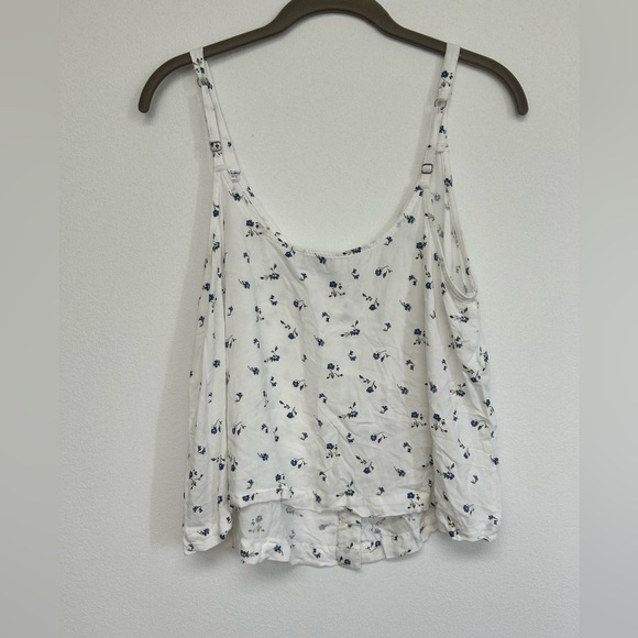Hollister White Floral Flowy Crop Tanktop size L​ - Picture 2 of 4